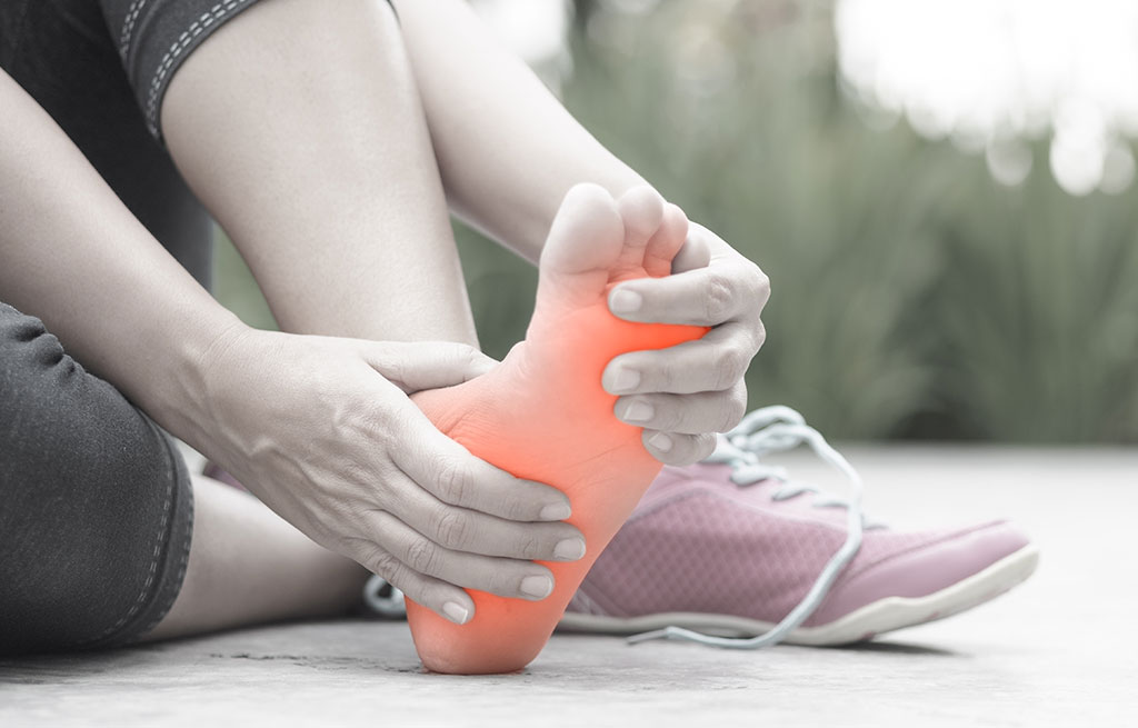 12 Ways To Soothe Sore Feet